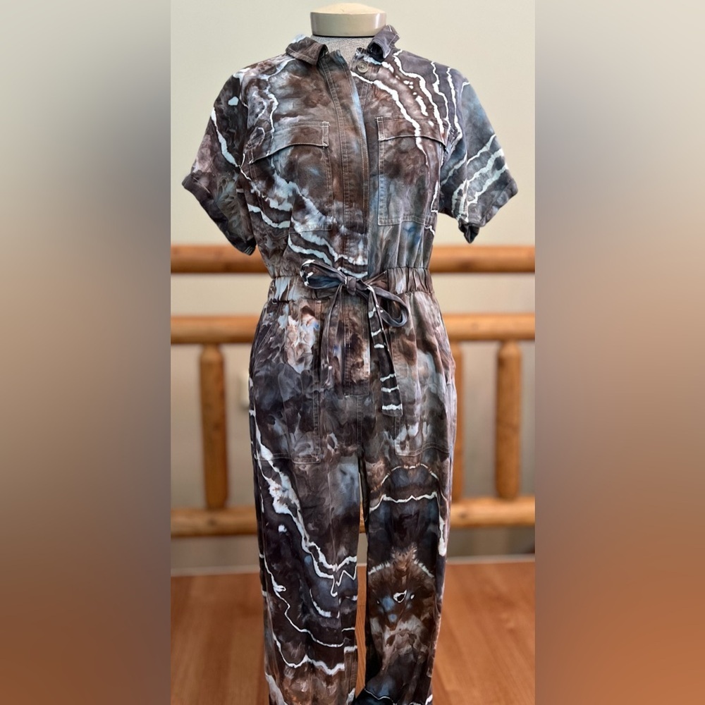 Universal Thread Geode Ice Dye Utility Jumpsuit – Size 2